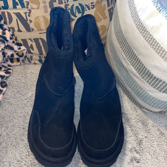 BearPaw Boots - Picture 5 of 9